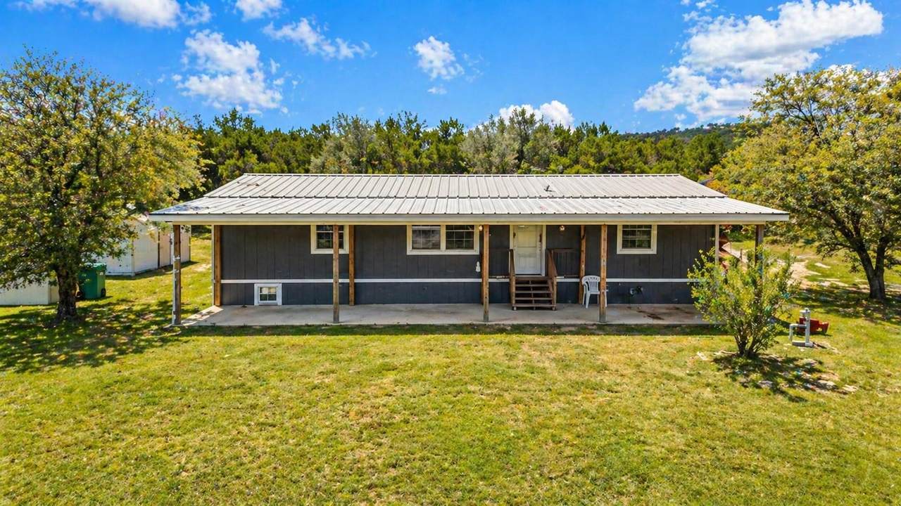 19511 Blanco Dr - Photo 1