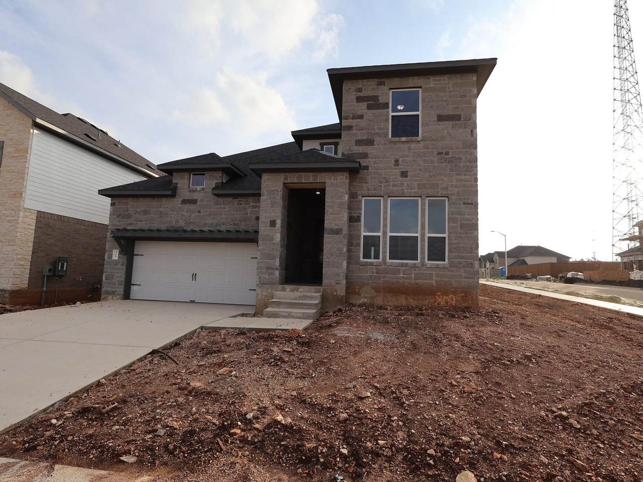 809 Purmela St - Photo 1