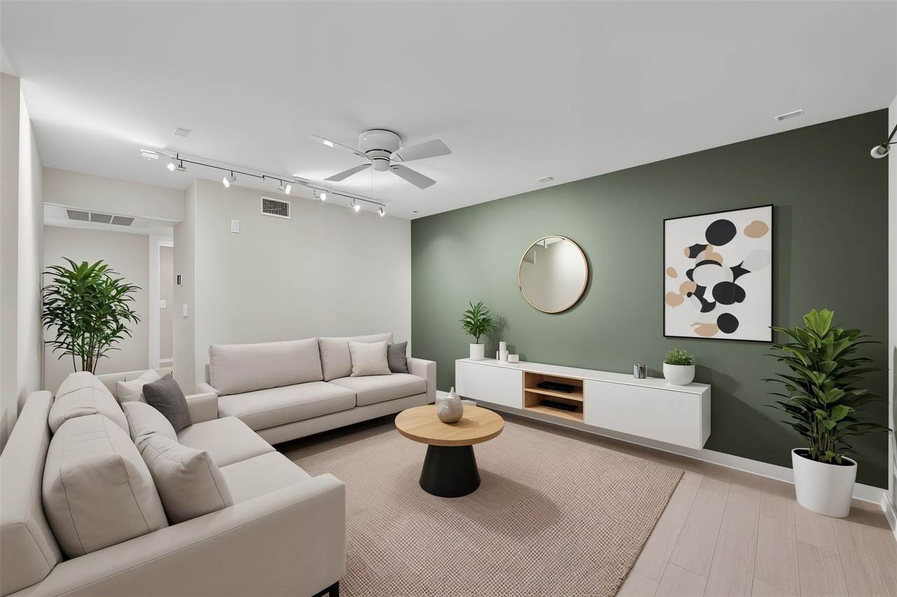 2200 Dickson Dr - Photo 1