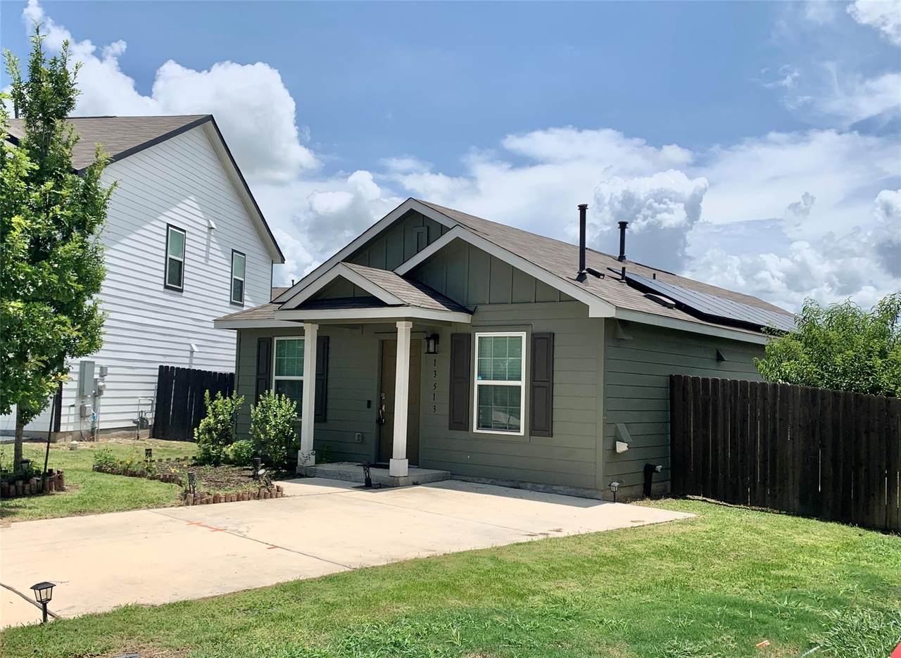 13513 Banquete St - Photo 1