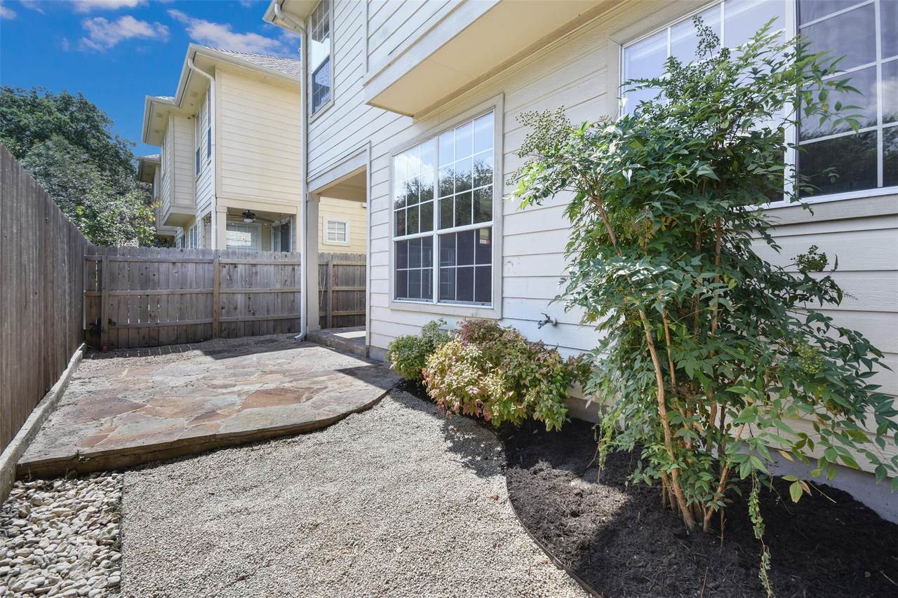 8518 Cahill Dr - Photo 1