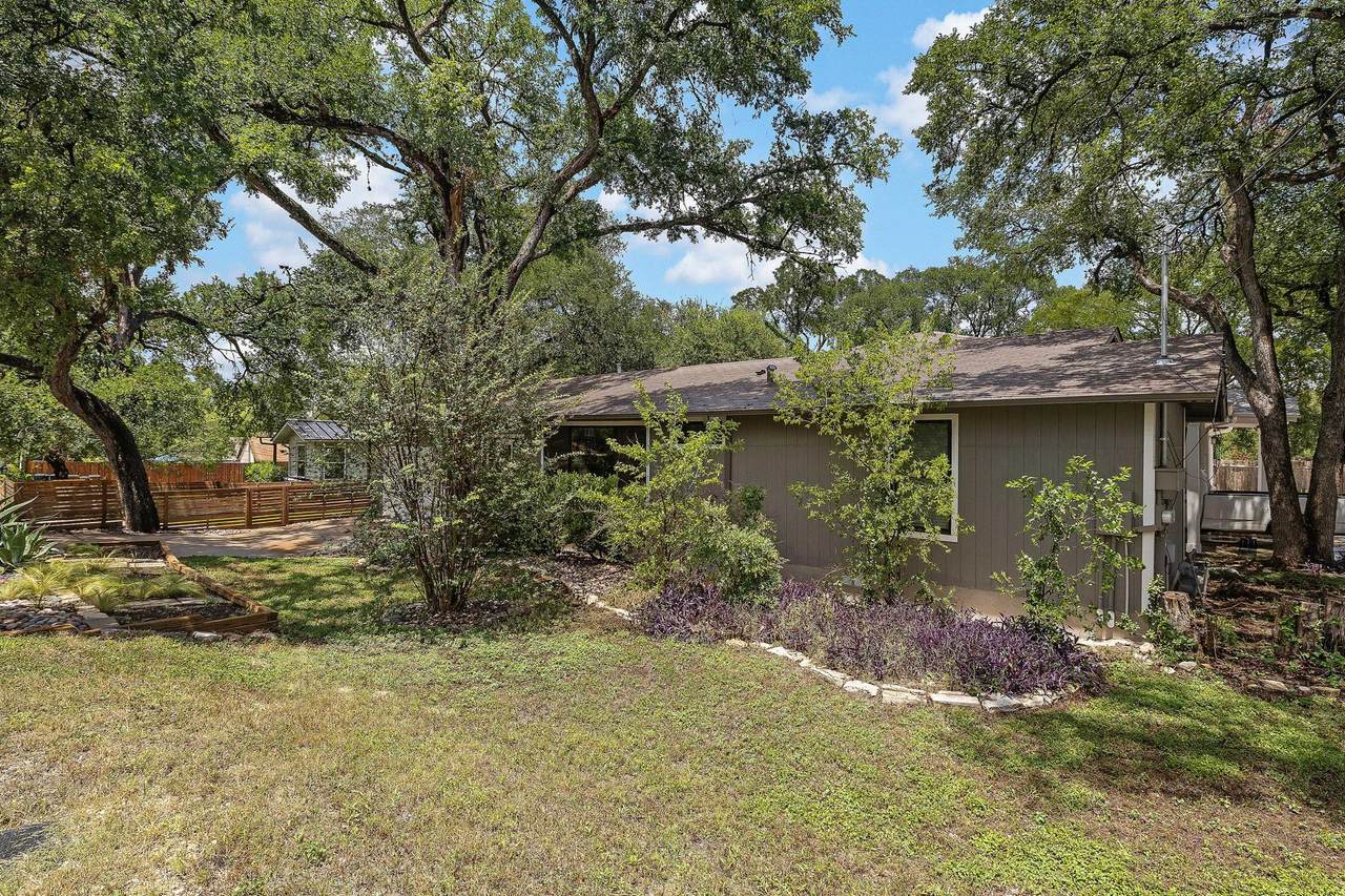https://bt-photos.global.ssl.fastly.net/austin/1280_boomver_2_2716208-2.jpg