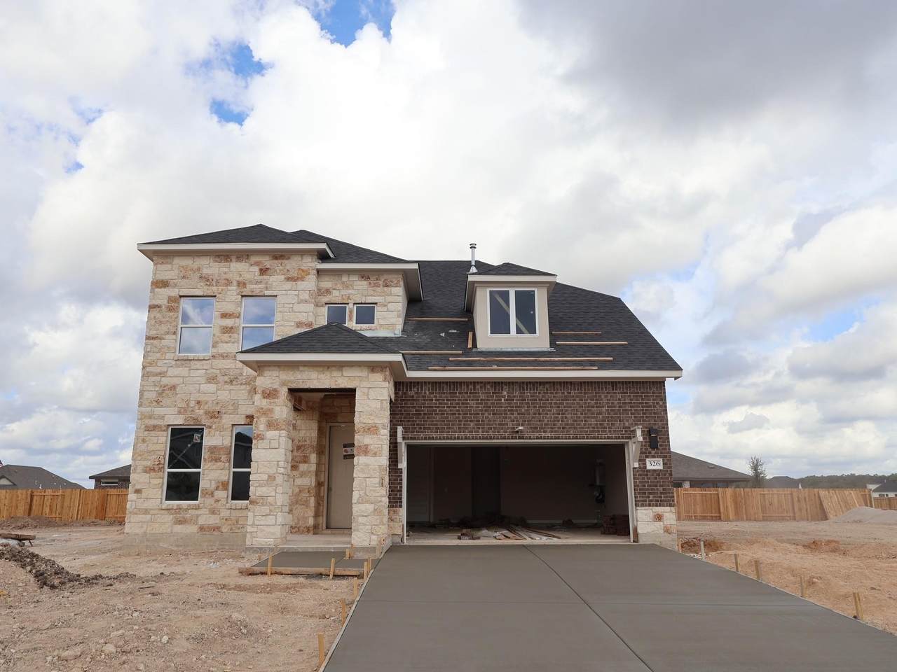 326 Callahan Loop - Photo 1