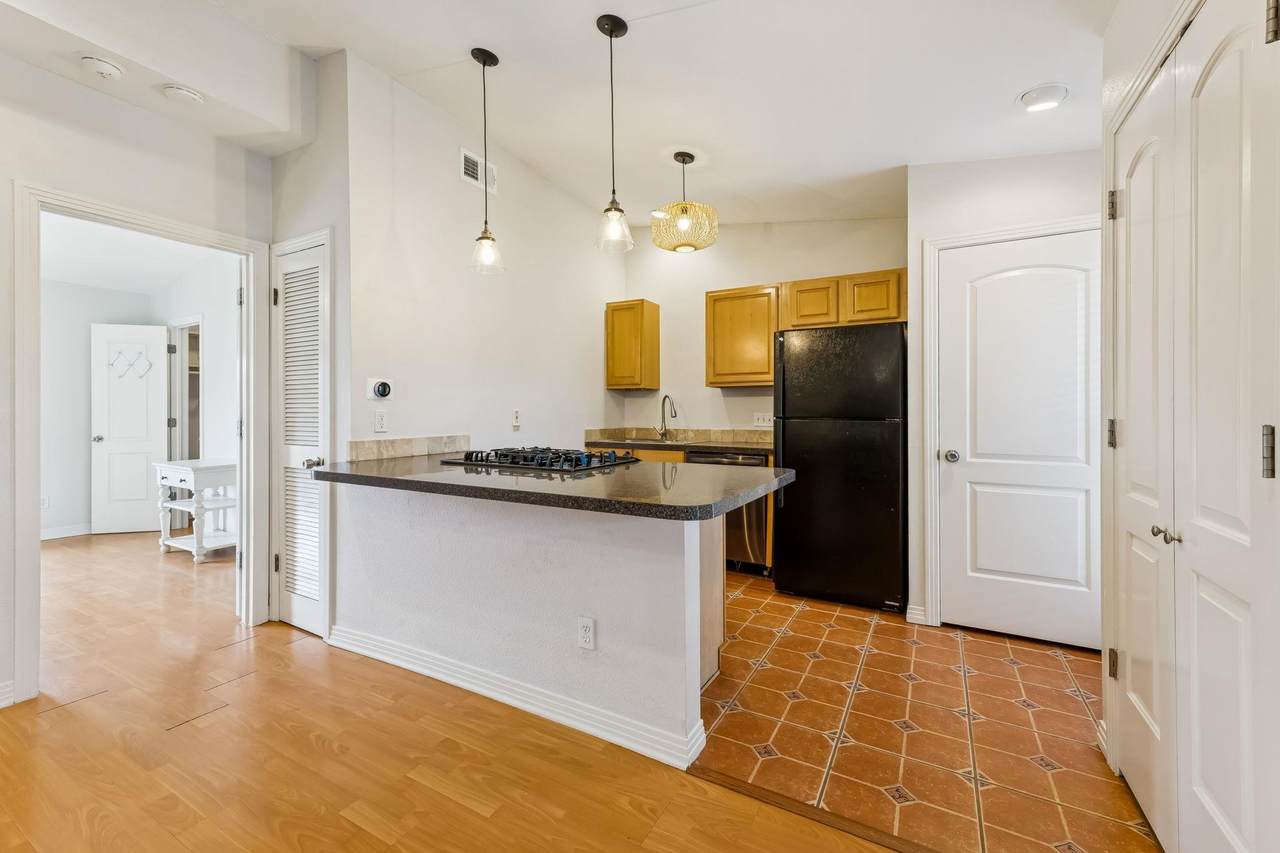 2021 Bluebonnet Ln - Photo 1