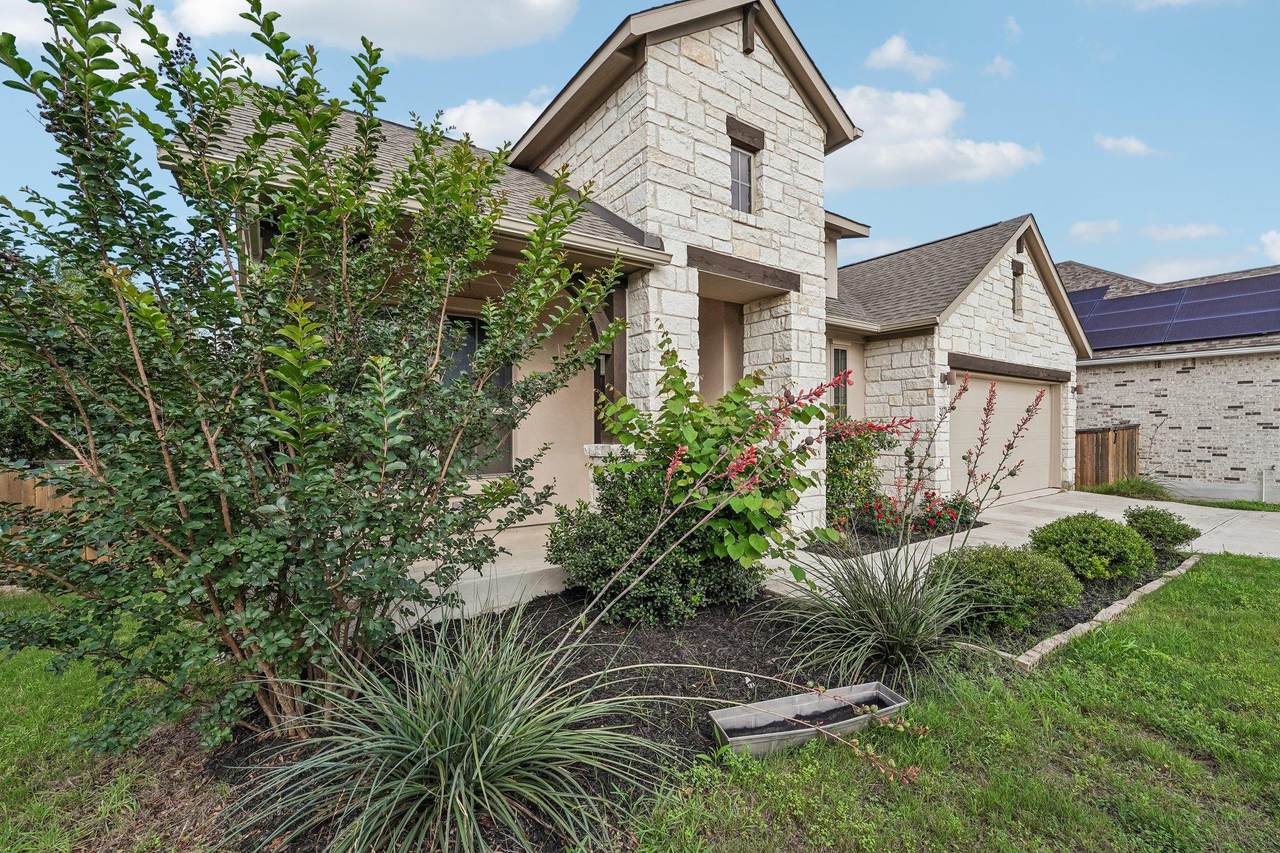 https://bt-photos.global.ssl.fastly.net/austin/1280_boomver_2_2772246-2.jpg