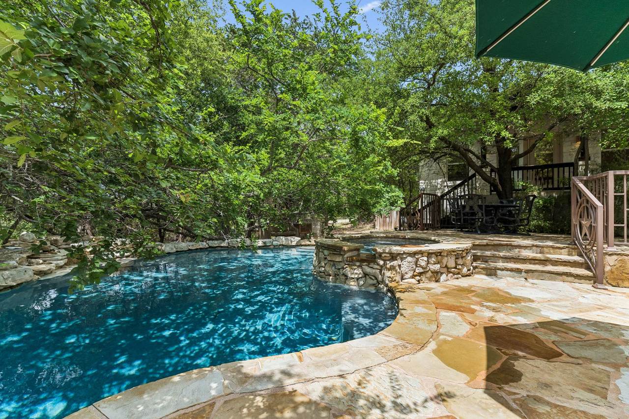 https://bt-photos.global.ssl.fastly.net/austin/1280_boomver_2_2854424-2.jpg