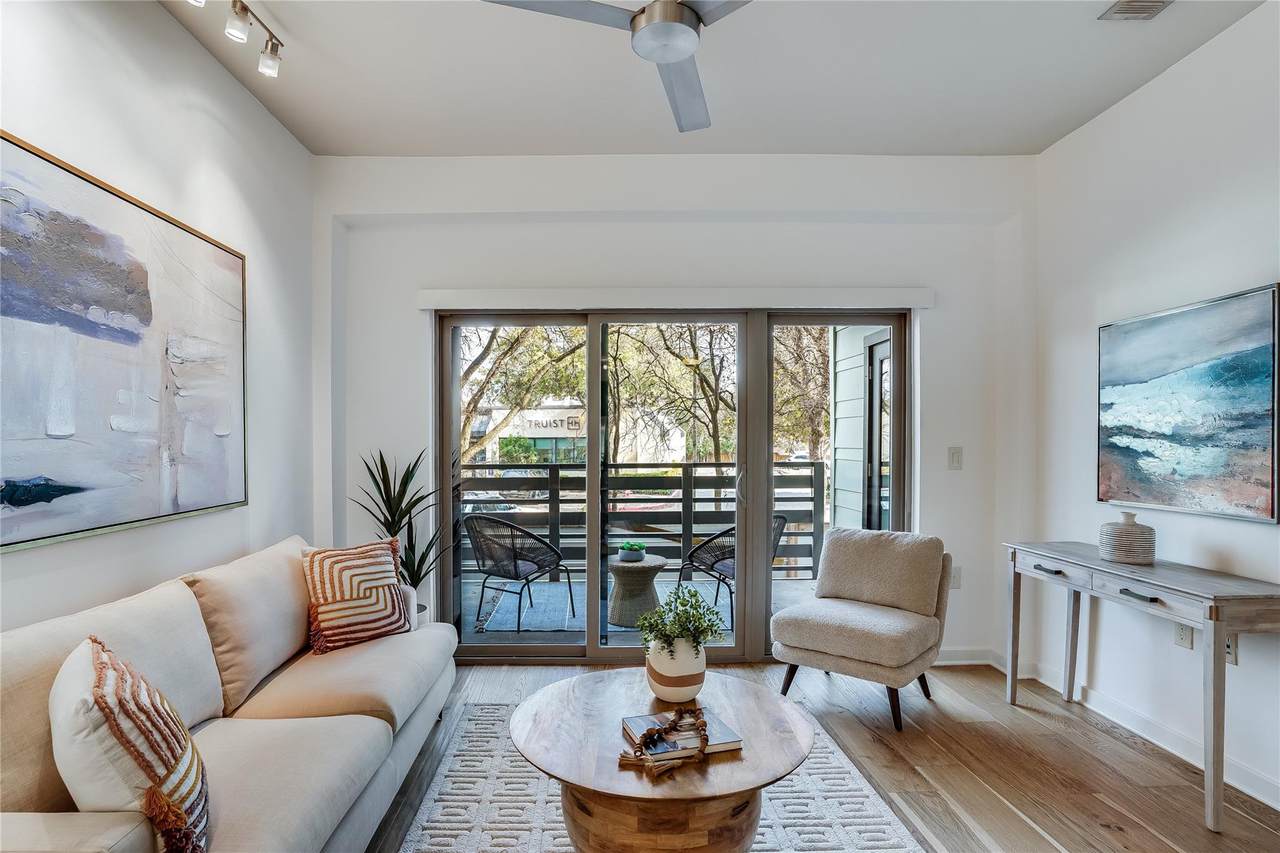 3600 Lamar Blvd - Photo 1