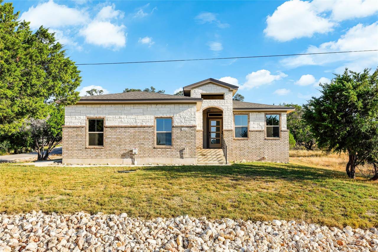 2605 Truman Dr - Photo 1