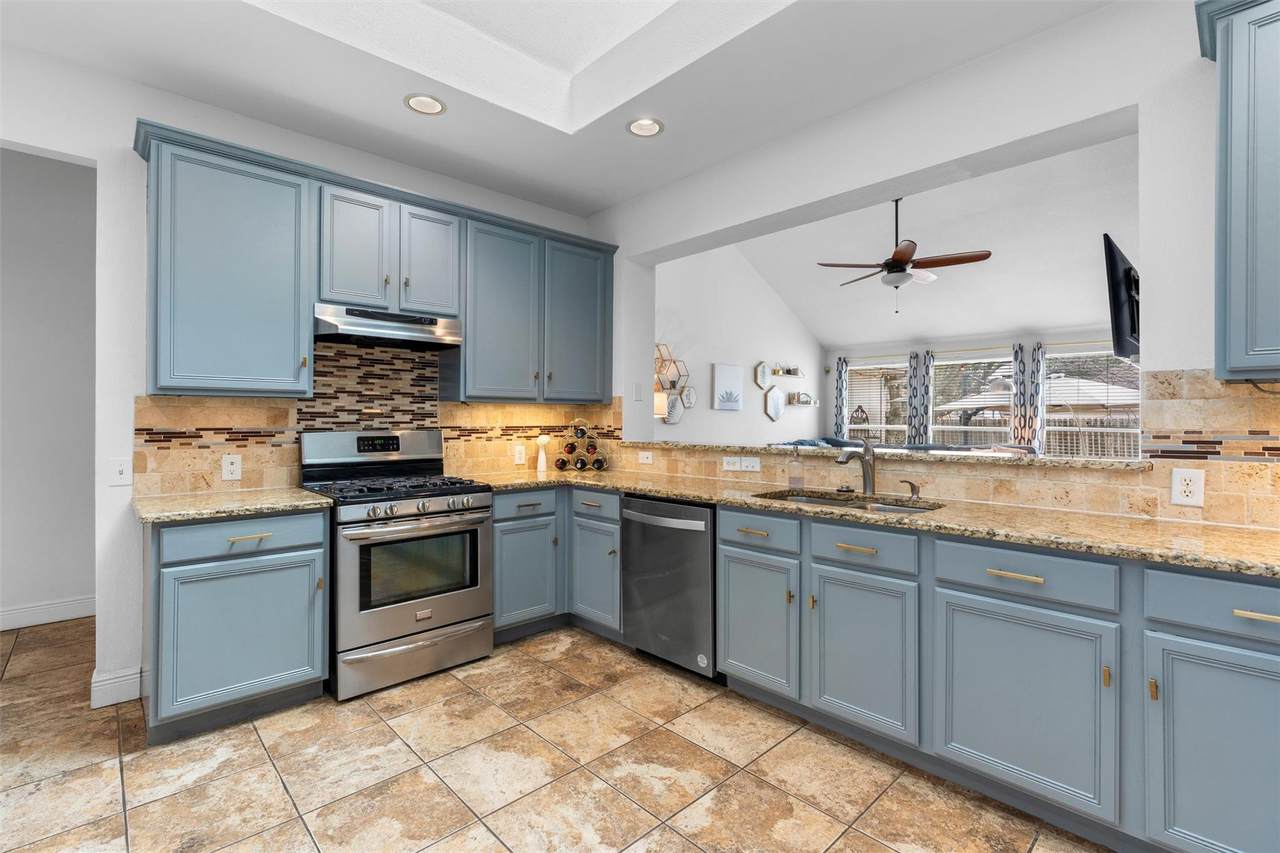 813 Indian Run Dr - Photo 1