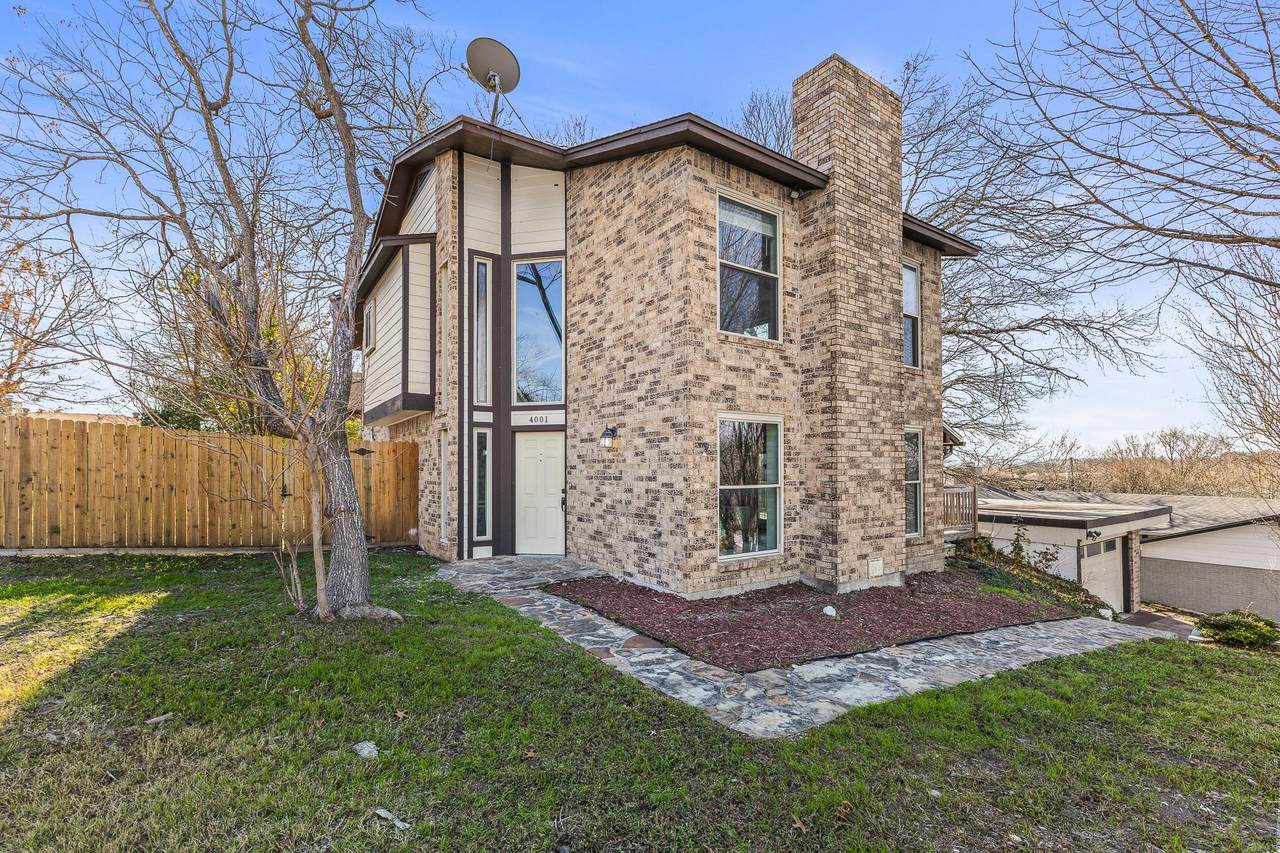 4001 Trailwood Dr - Photo 1