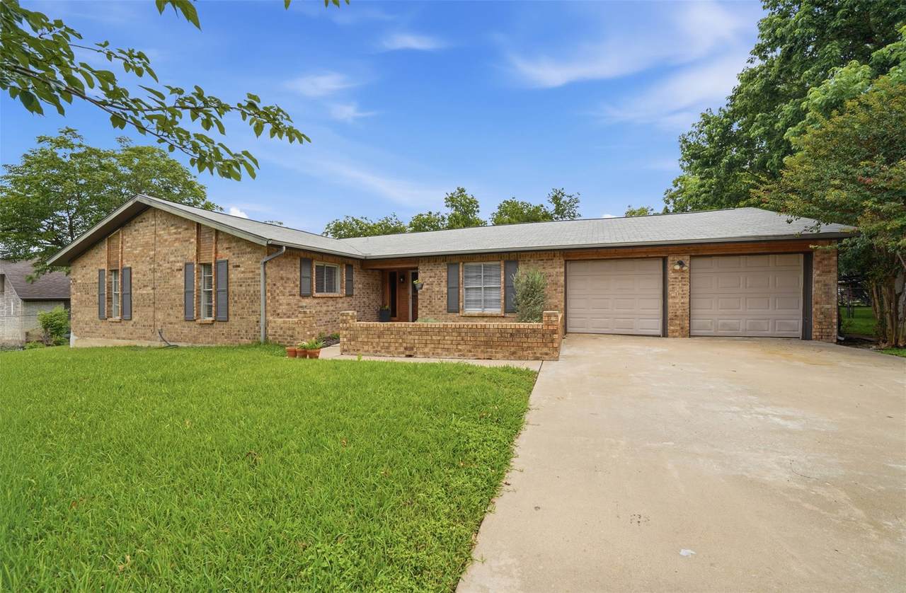 304 White Wing Way - Photo 1