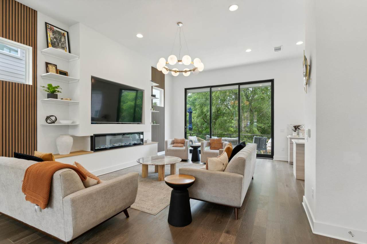 5400 Agatha Cir - Photo 1
