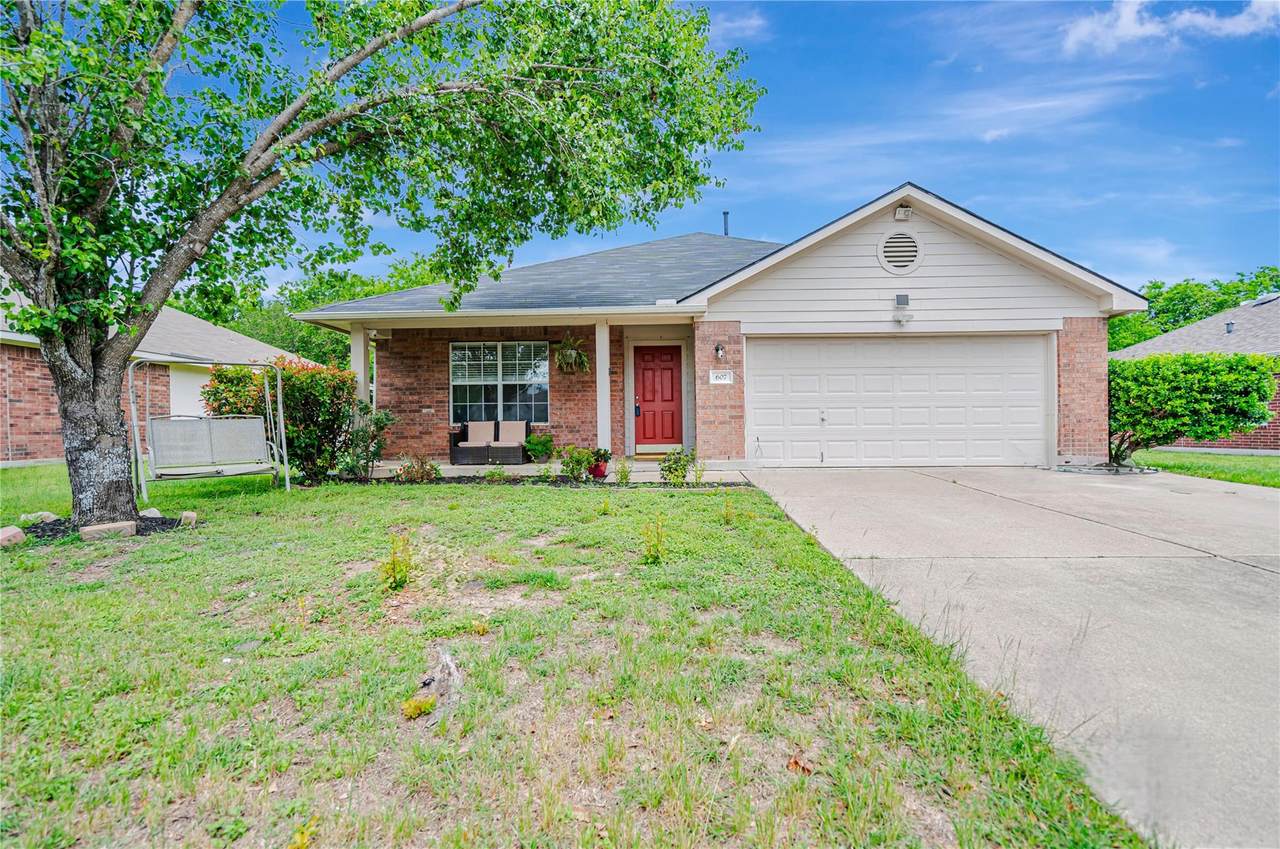 607 Columbine Ave - Photo 1