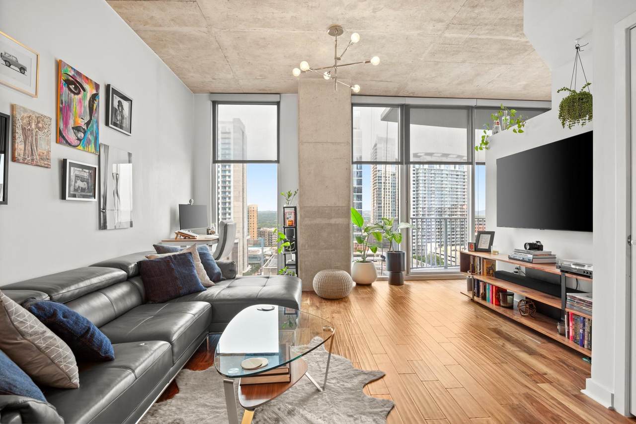 360 Nueces St - Photo 1