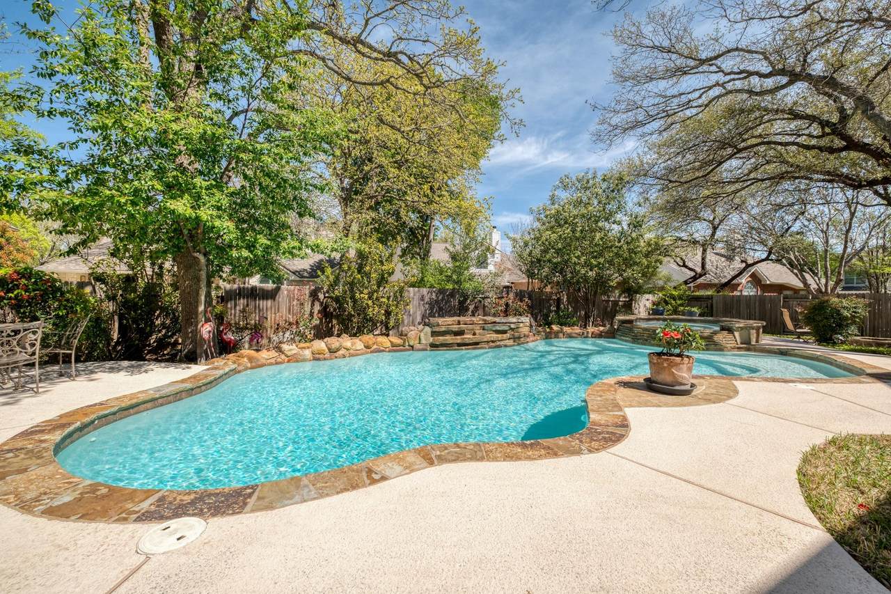 8221 Fern Bluff Ave - Photo 1