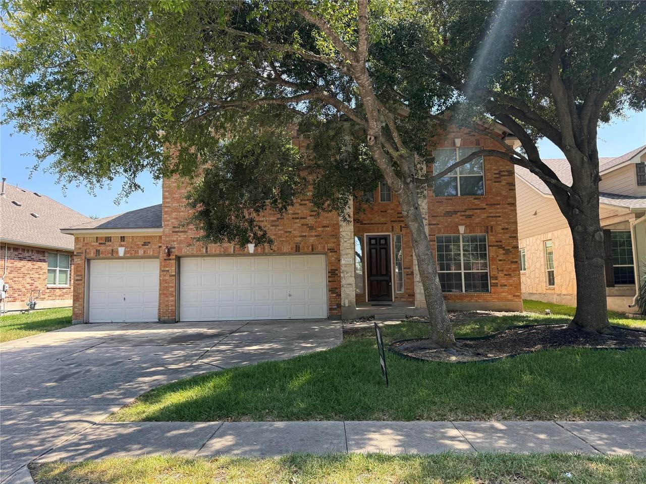 1511 Homewood Cir - Photo 1