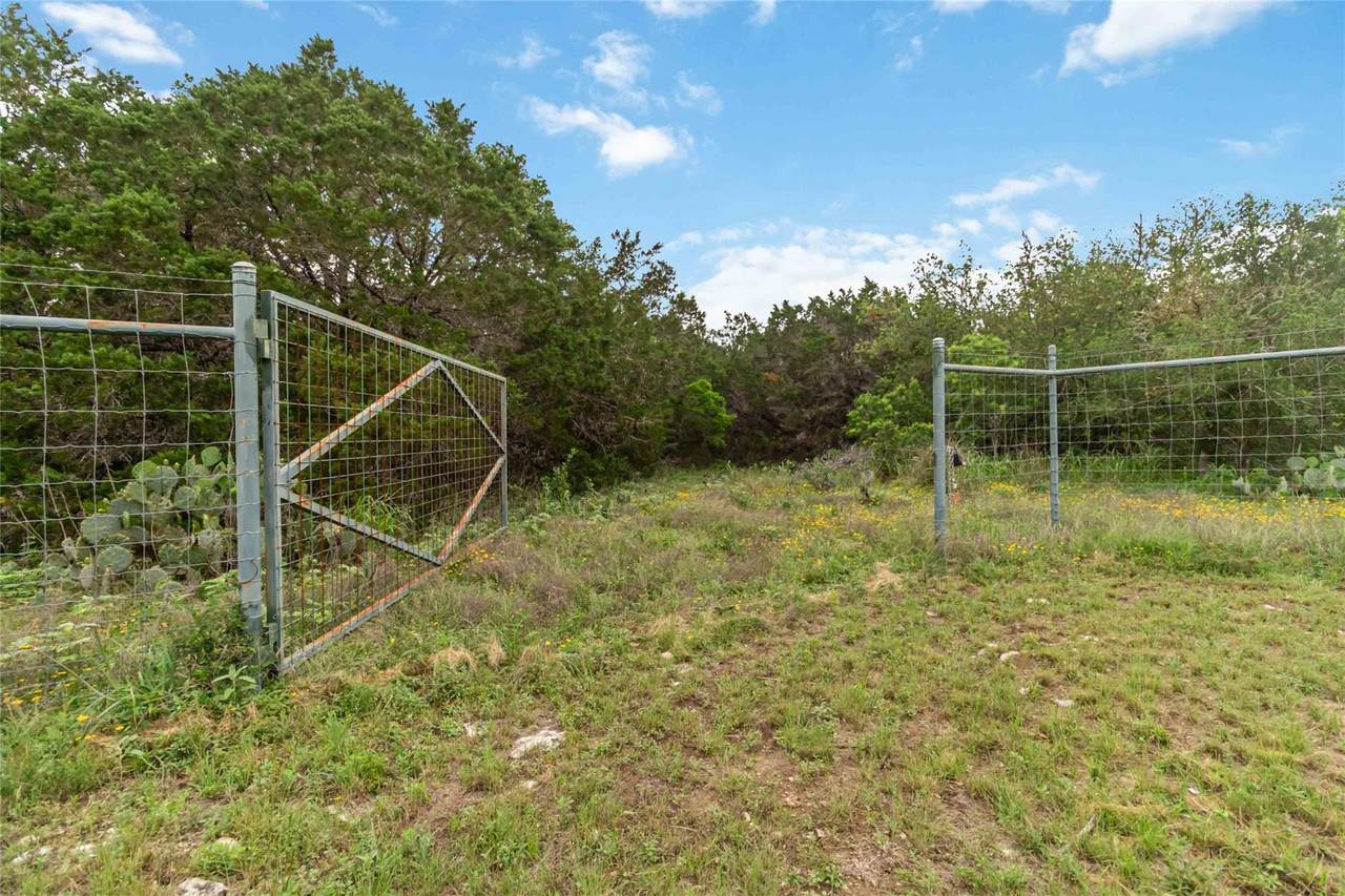 https://bt-photos.global.ssl.fastly.net/austin/1280_boomver_2_3372618-2.jpg