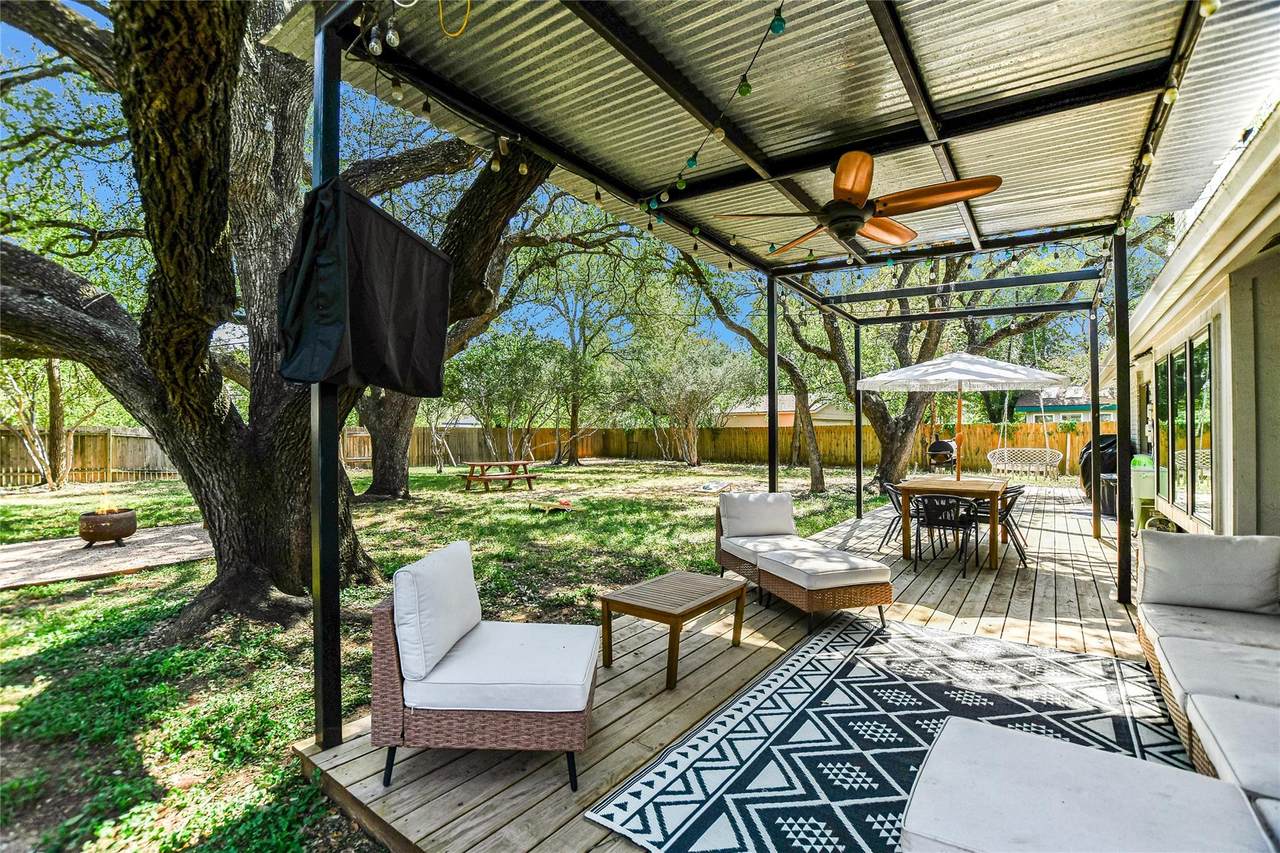 1508 Woodhill Dr - Photo 1