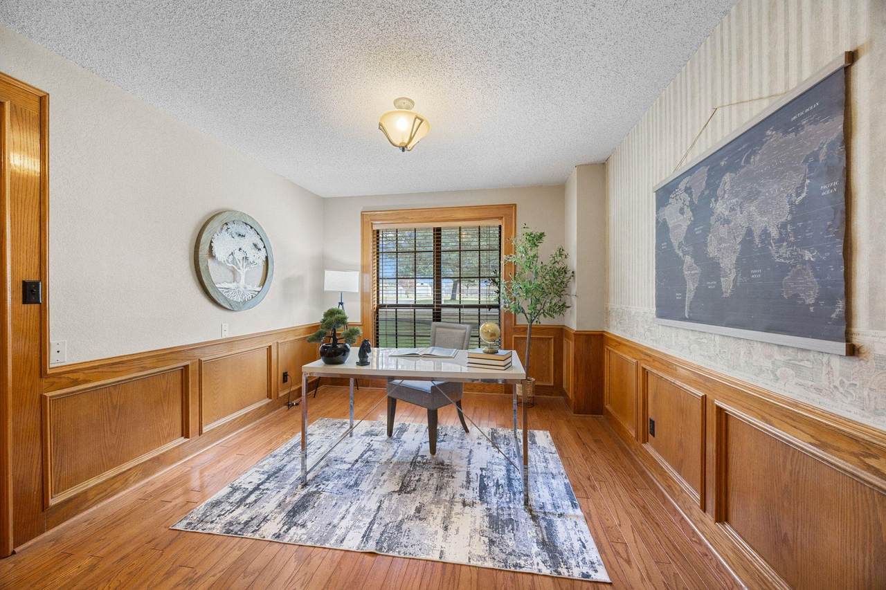 1346 Amistad Dr - Photo 1