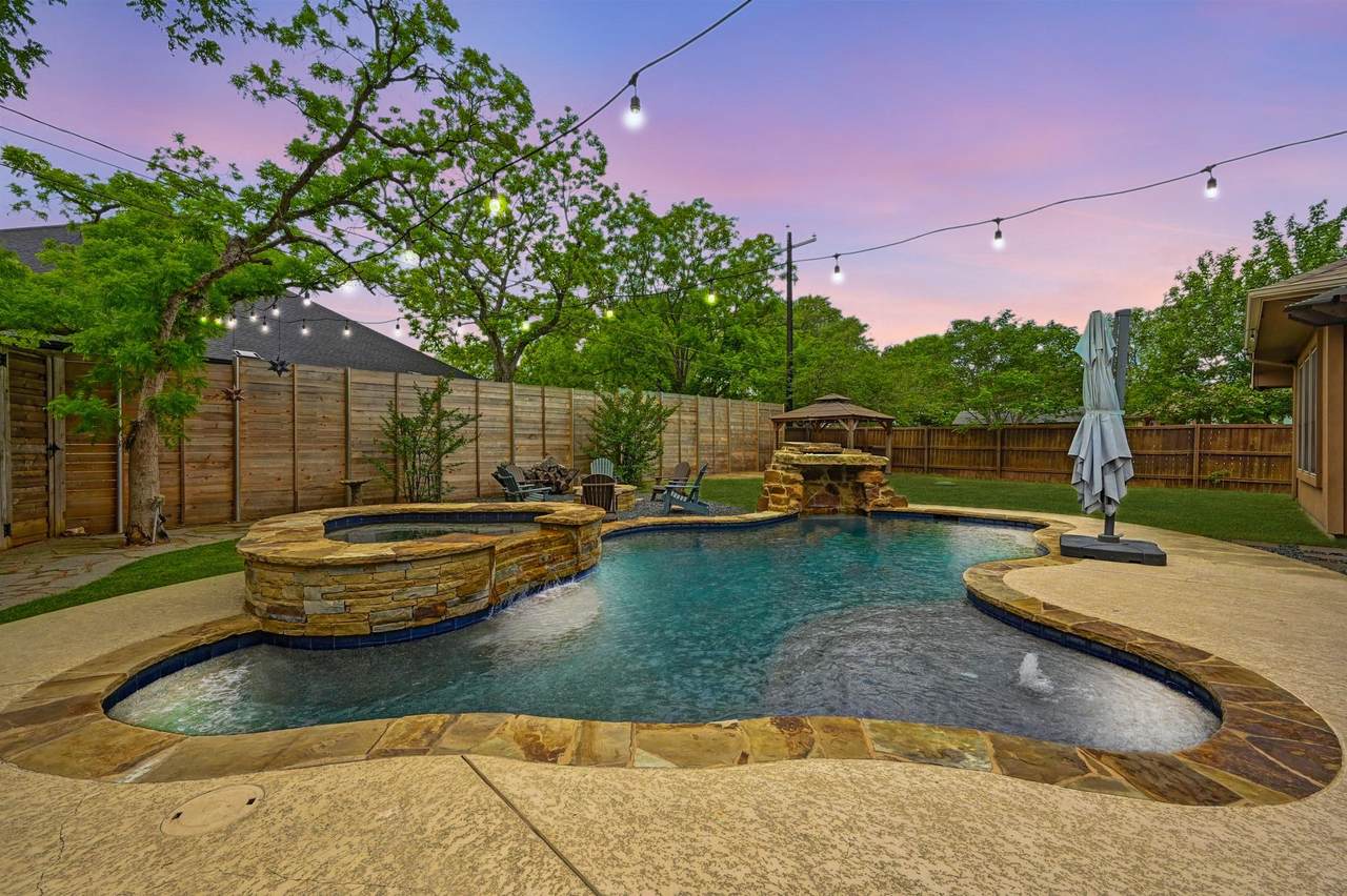 605 River Oaks Dr - Photo 1
