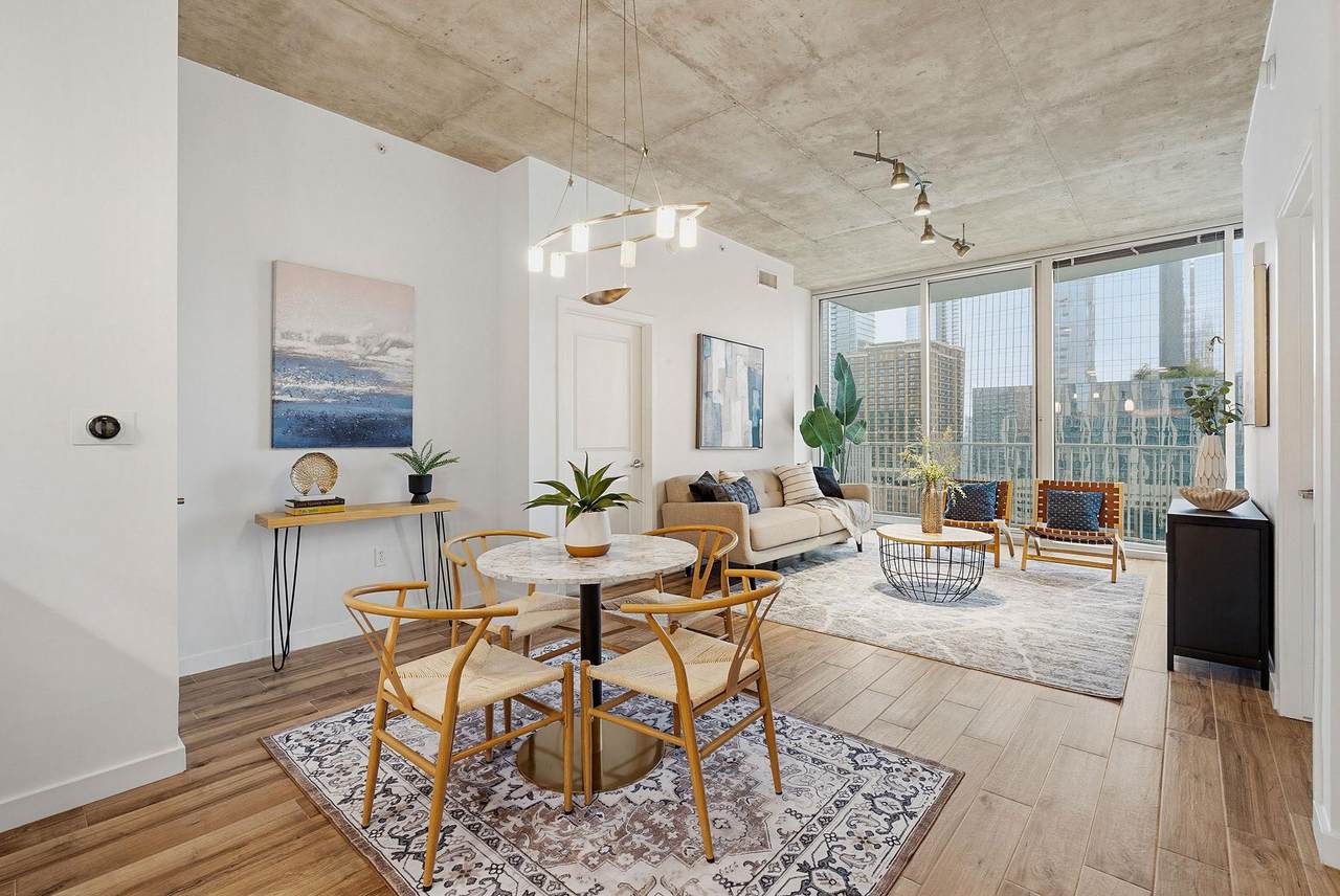 360 Nueces St - Photo 1