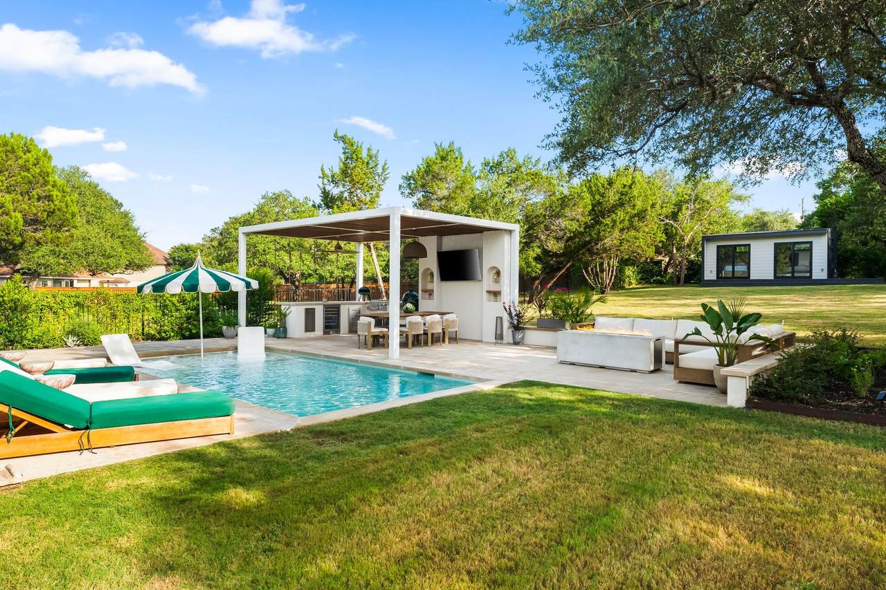 15103 Nightingale Ln - Photo 1