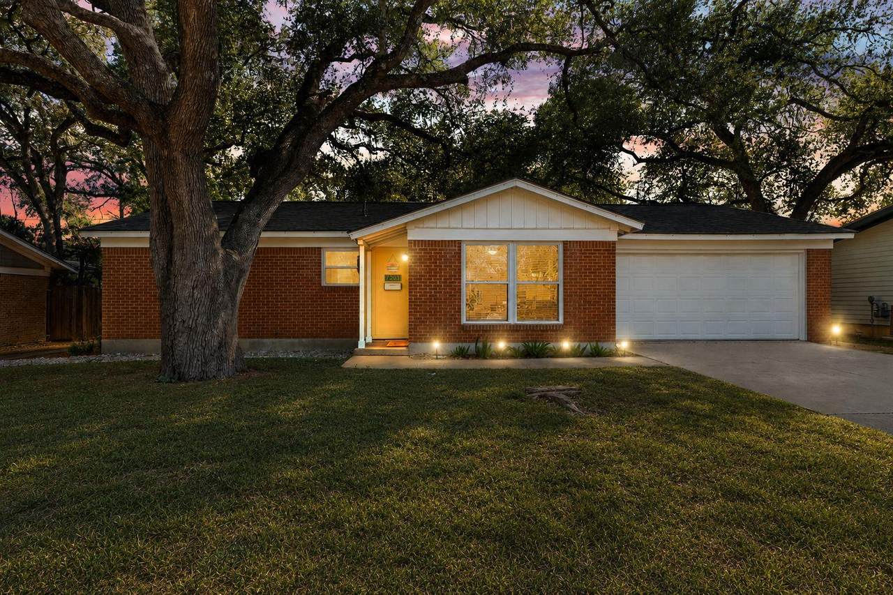 2003 Fair Oaks Dr - Photo 1