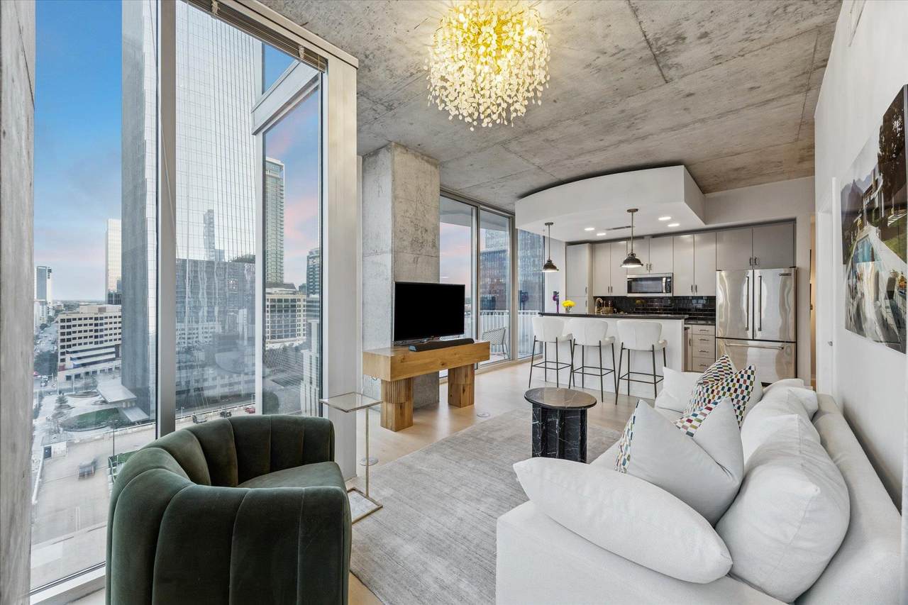 360 Nueces St - Photo 1