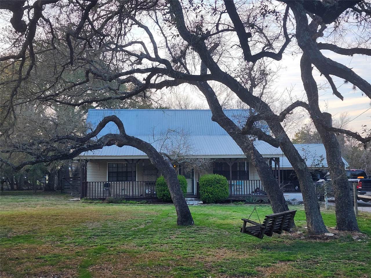 200 Little Barton Dr - Photo 1