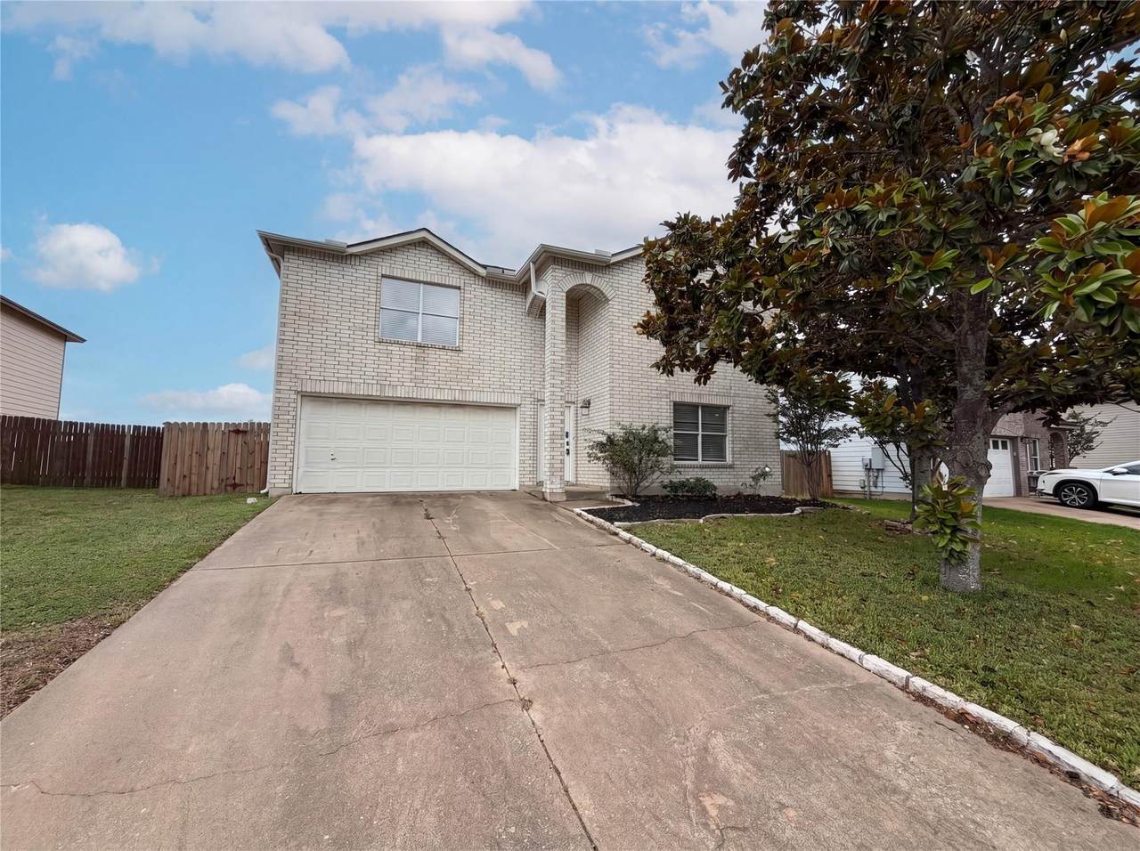 2727 High Point Dr - Photo 1