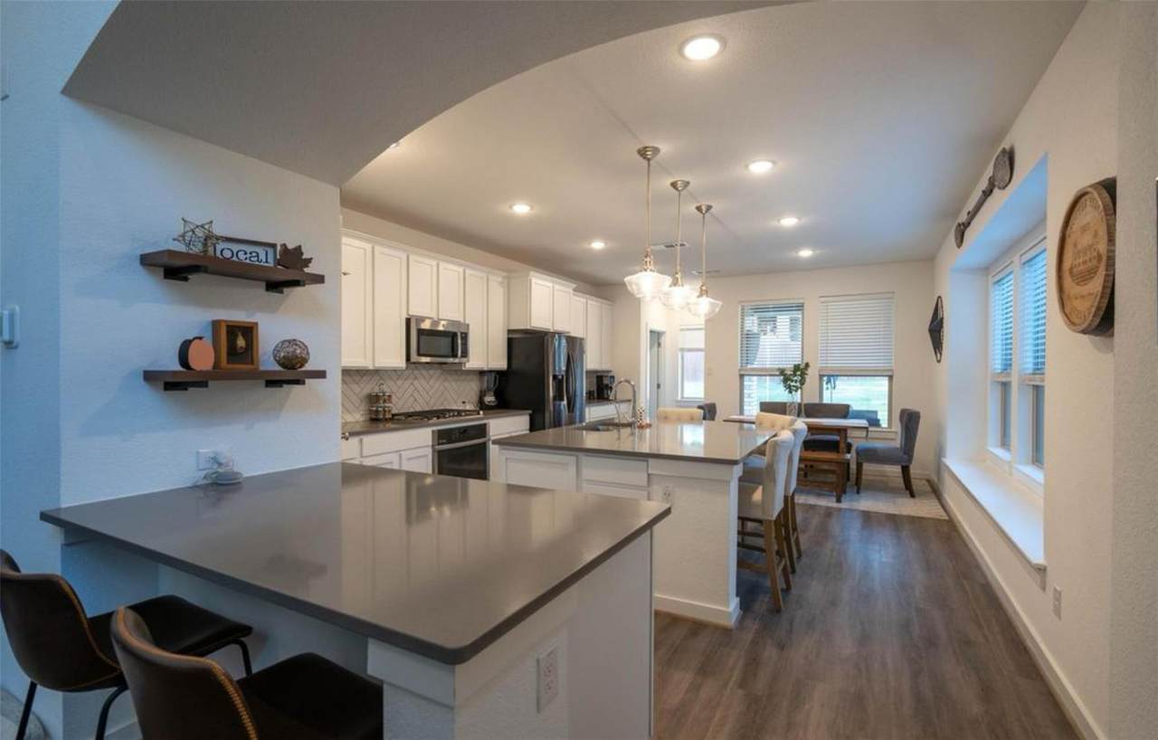 8205 Prairie Rye Dr - Photo 1