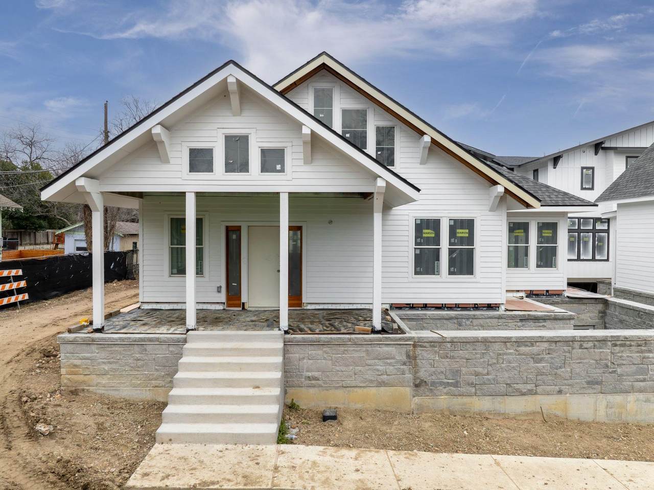 1408 9th St - Photo 1