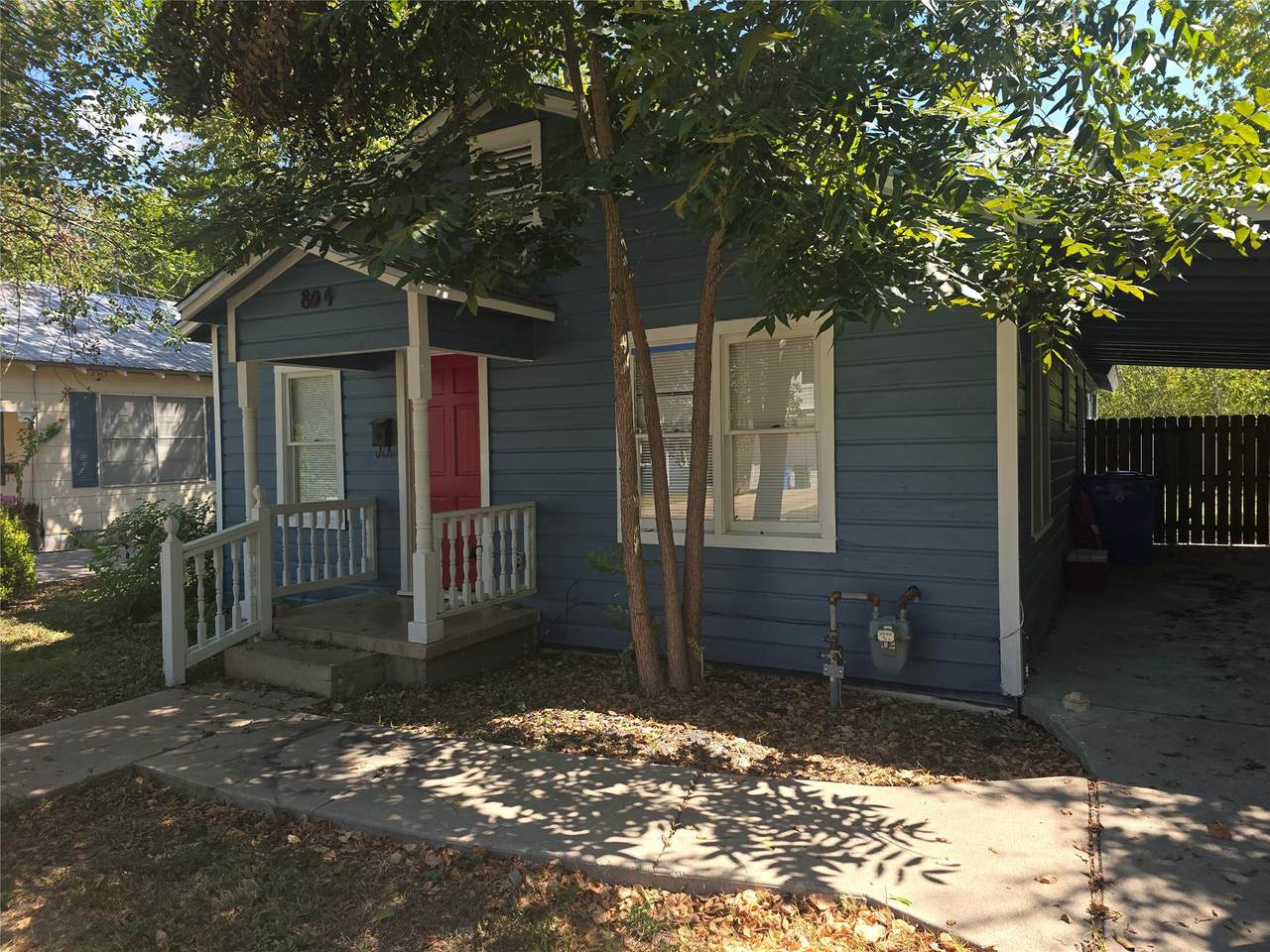 804 Lexington St - Photo 1
