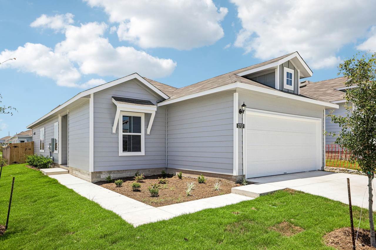 2717 Derwent Dr - Photo 1