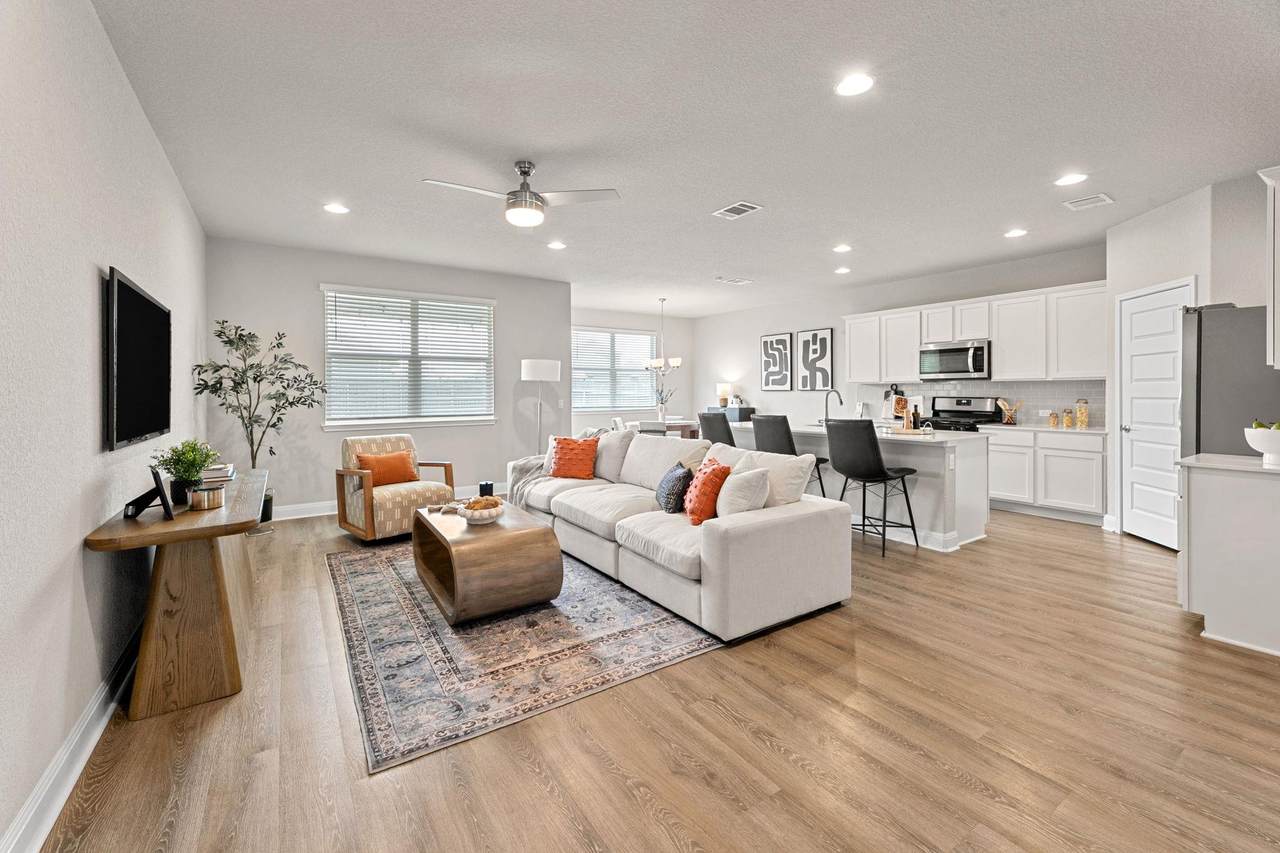 16941 Aventura Ave - Photo 1