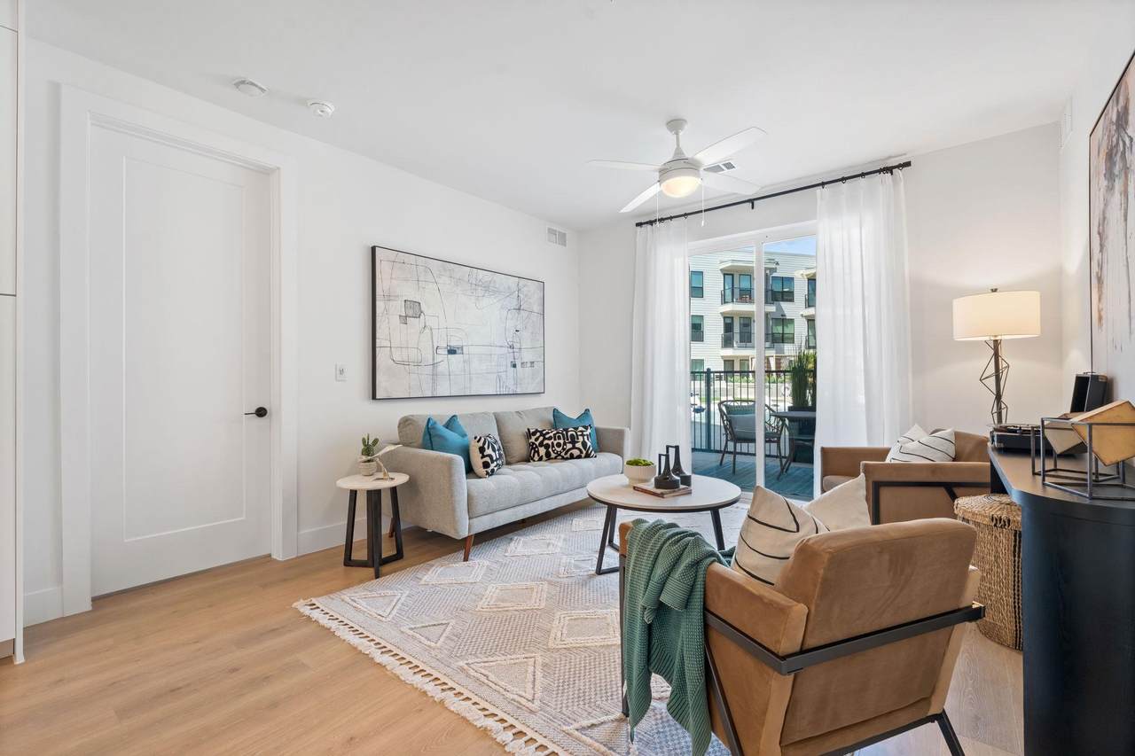 1701 Simond Ave - Photo 1