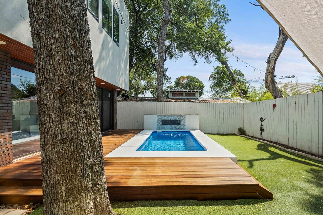 2017 Kinney Ave - Photo 1