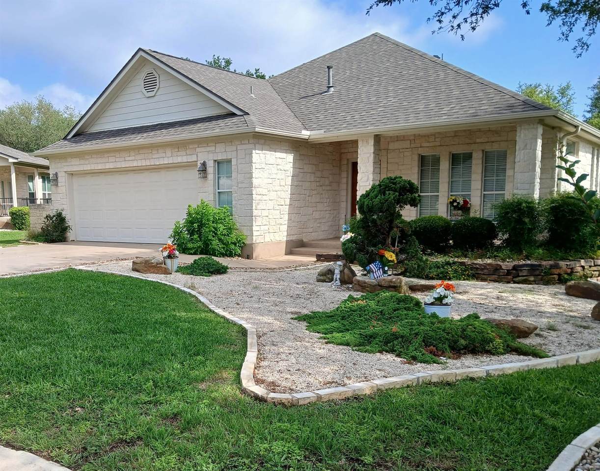 416 Brazos Dr - Photo 1