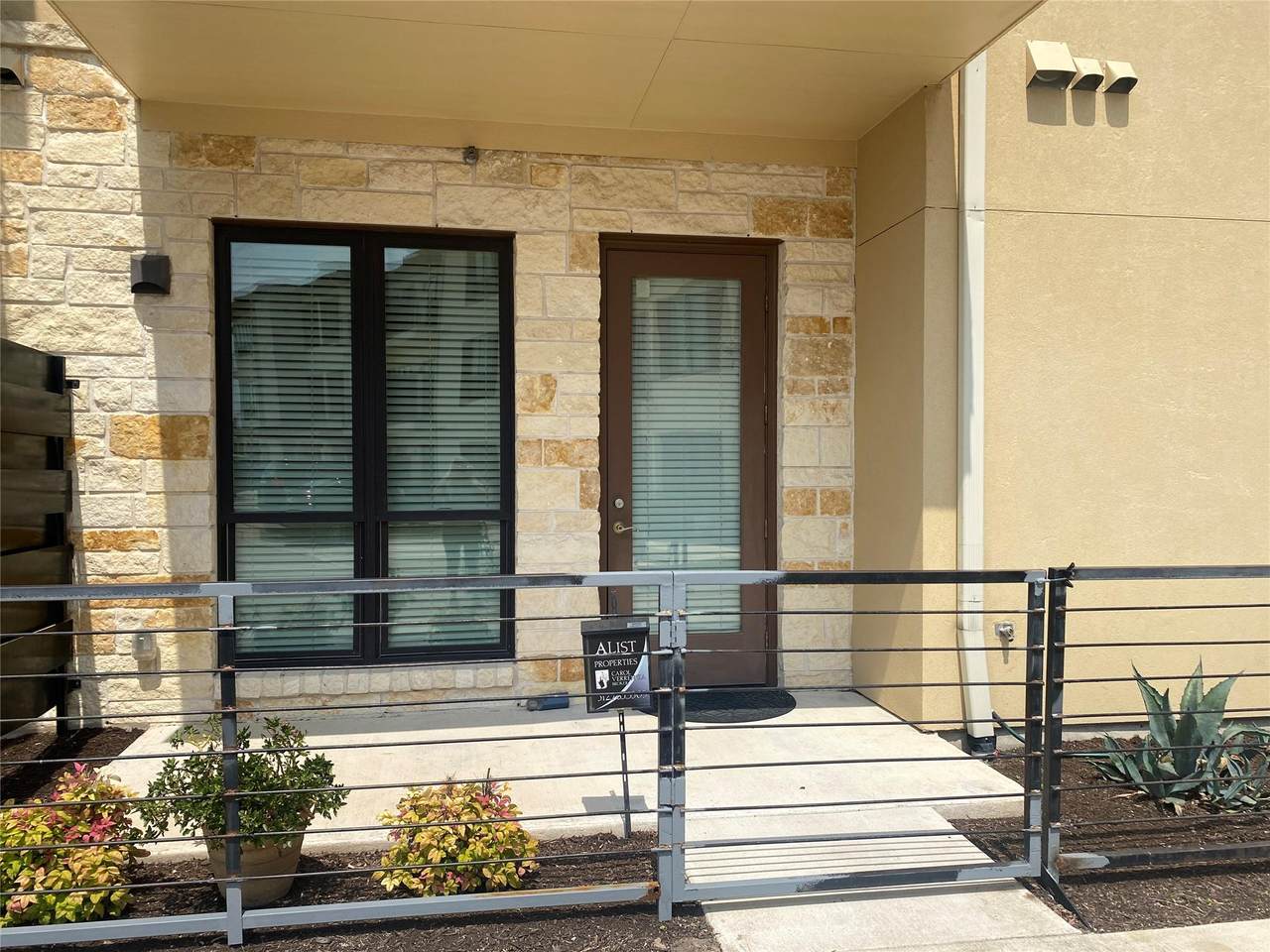 104 Bella Toscana Ave - Photo 1