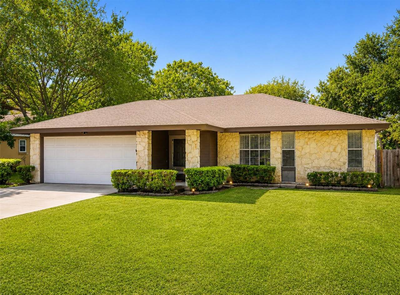 3413 Rocky Hollow Trl - Photo 1