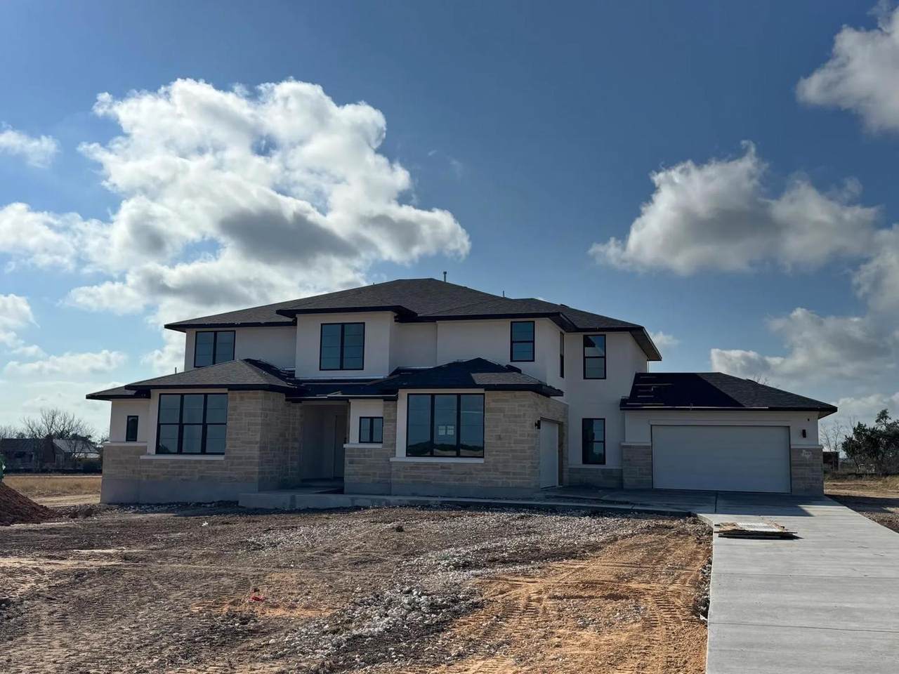 2429 Lineage Ln - Photo 1