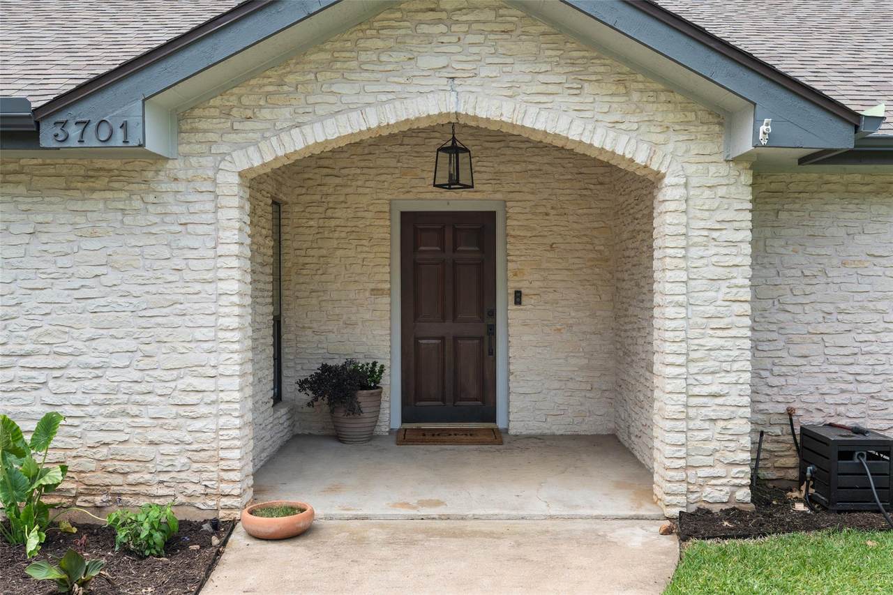 https://bt-photos.global.ssl.fastly.net/austin/1280_boomver_2_4865877-2.jpg