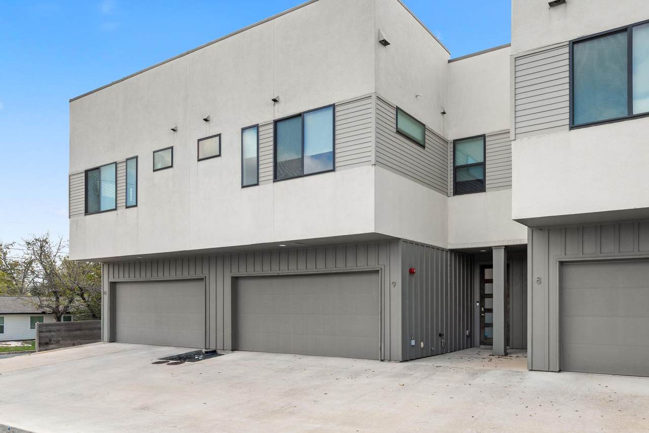 6409 Berkman Dr - Photo 1