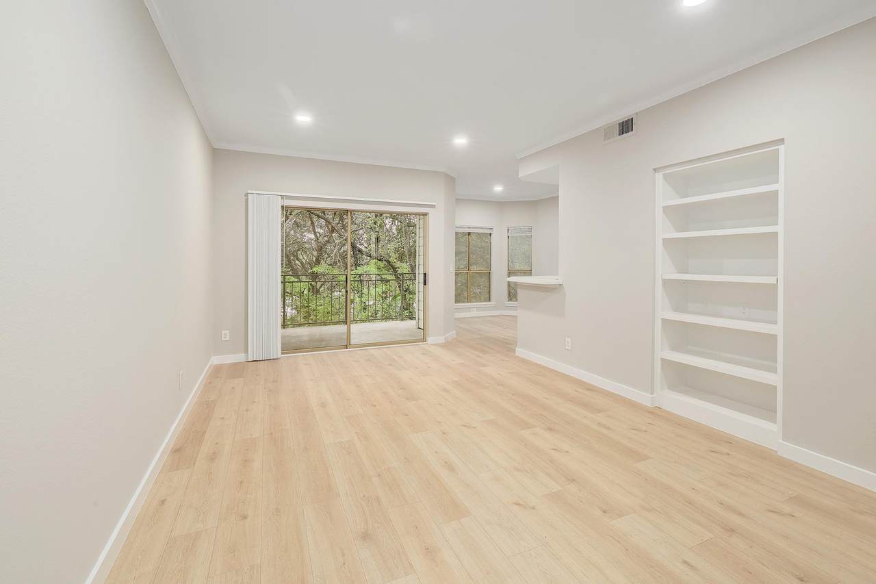 6000 Shepherd Mountain Cv - Photo 1