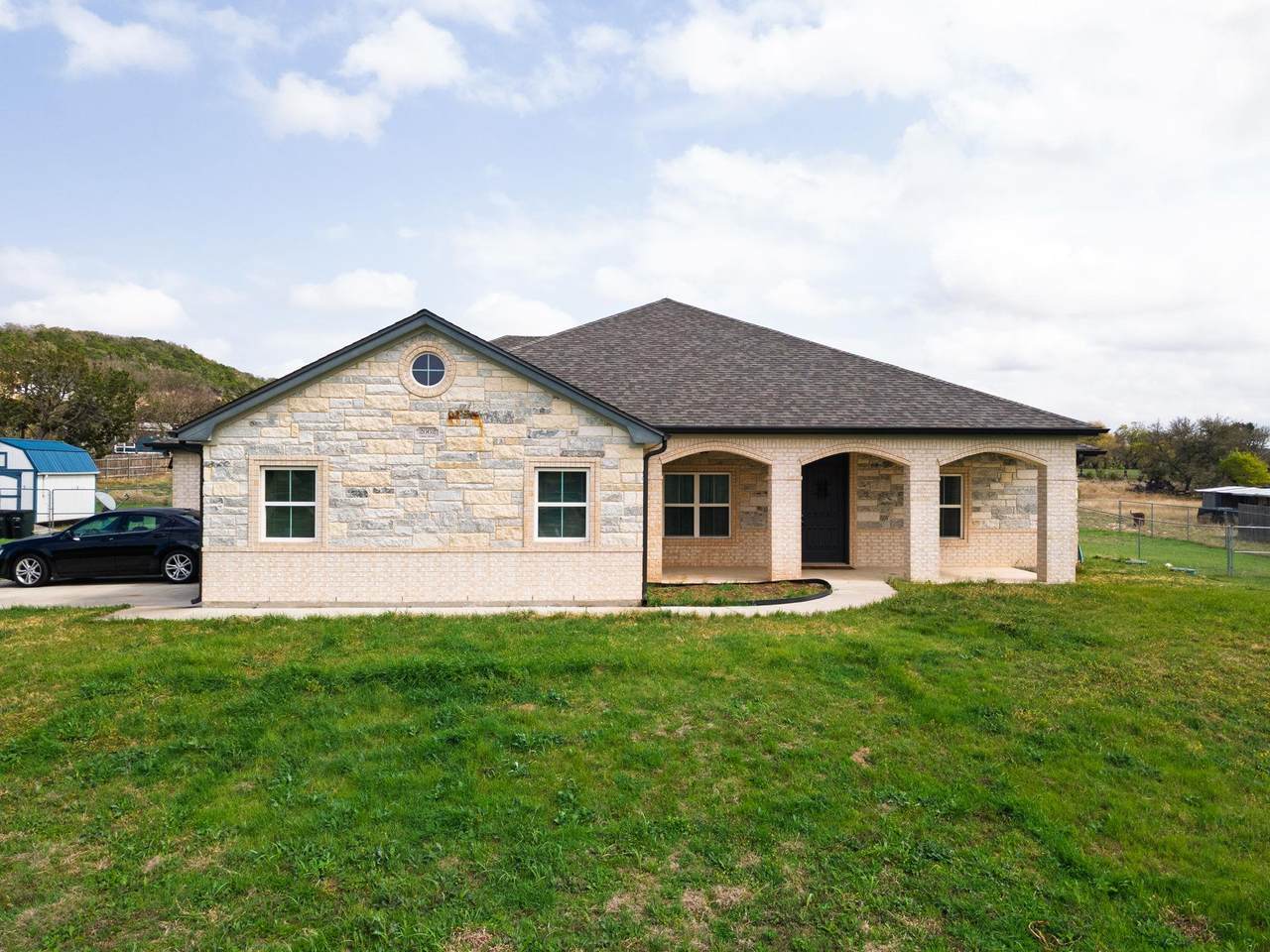 2662 Snow Rd - Photo 1