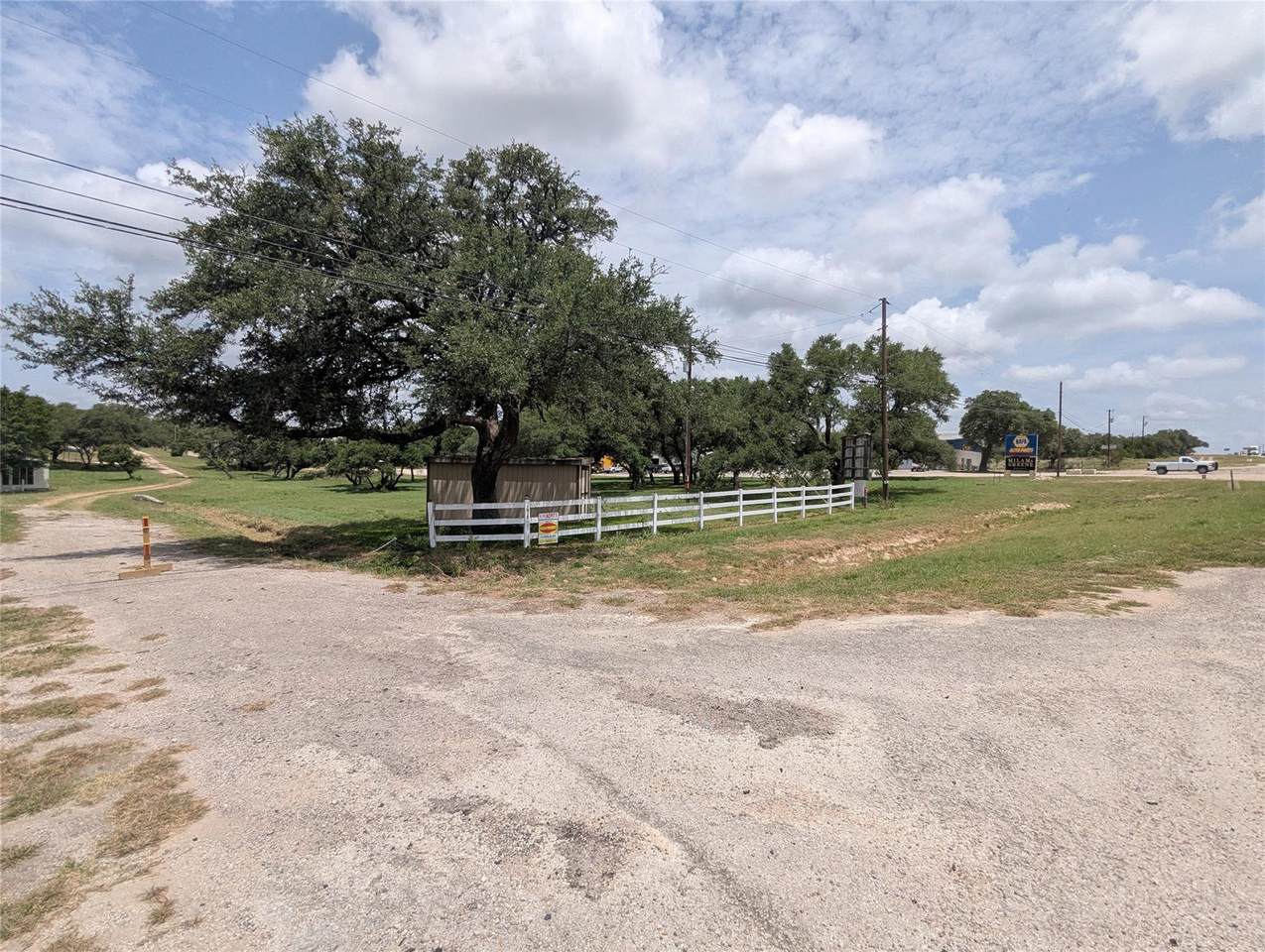 https://bt-photos.global.ssl.fastly.net/austin/1280_boomver_2_5152528-2.jpg