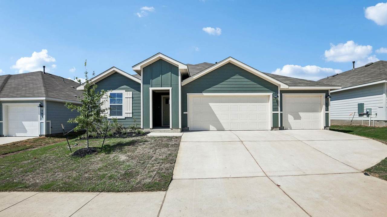 156 Gilmer Ln - Photo 1