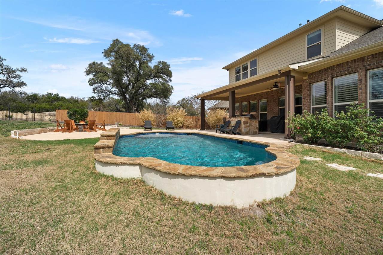 2305 Vaquero Cv - Photo 1