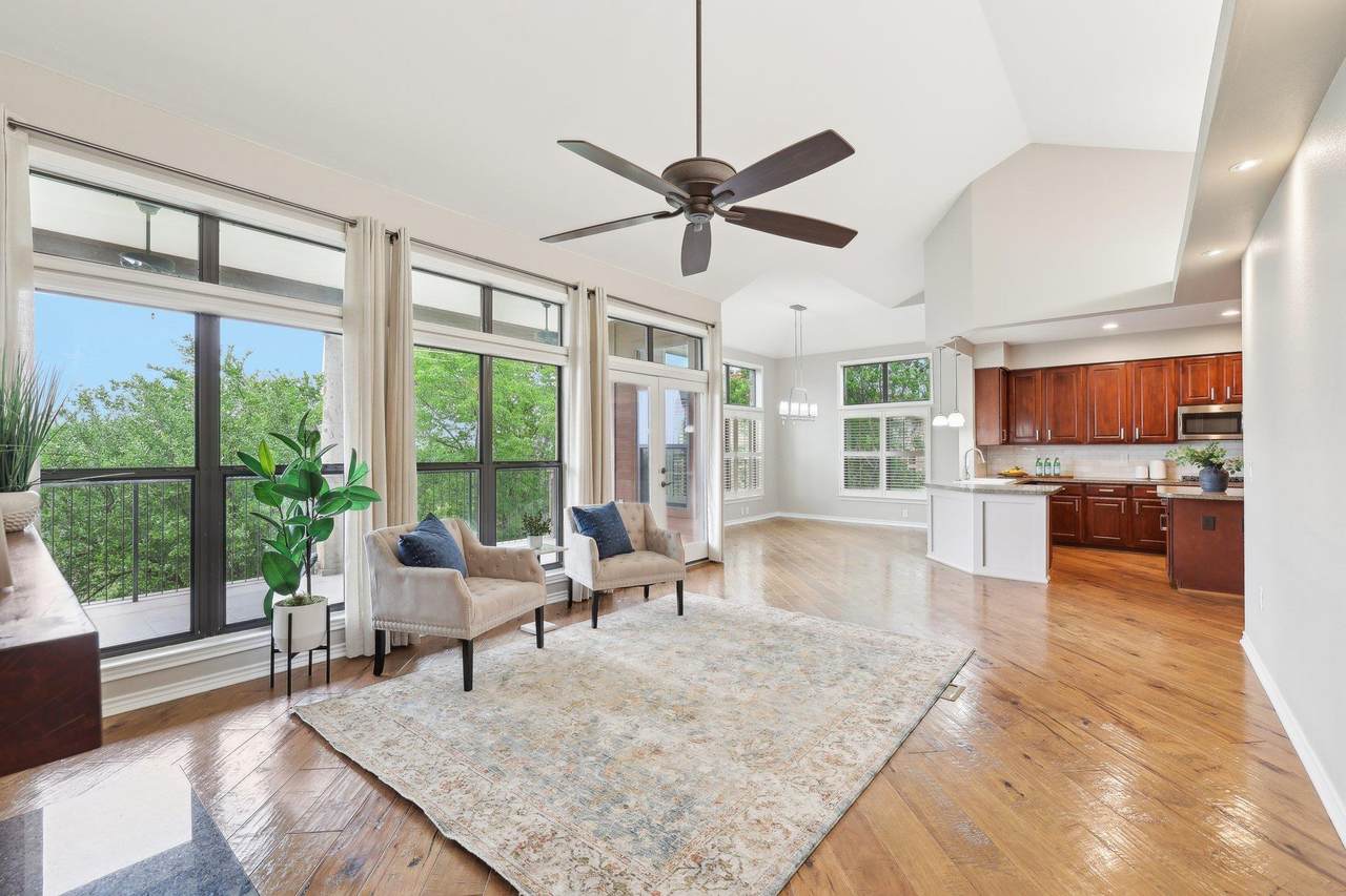 300 San Gabriel Village Blvd - Photo 1