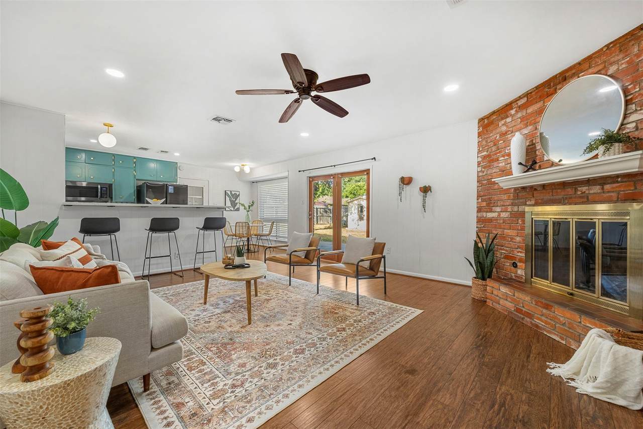 4505 Spanish Oak Rd - Photo 1